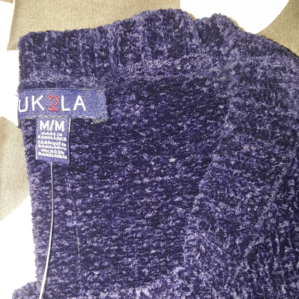 โค sweater - Picture 3 of 3